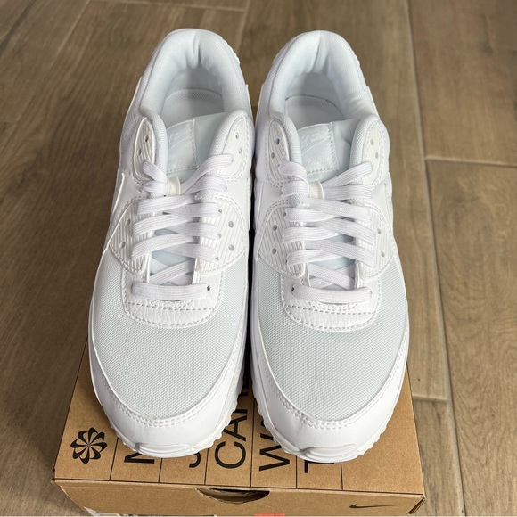 Nike Air Max 90 - Picture 7 of 9